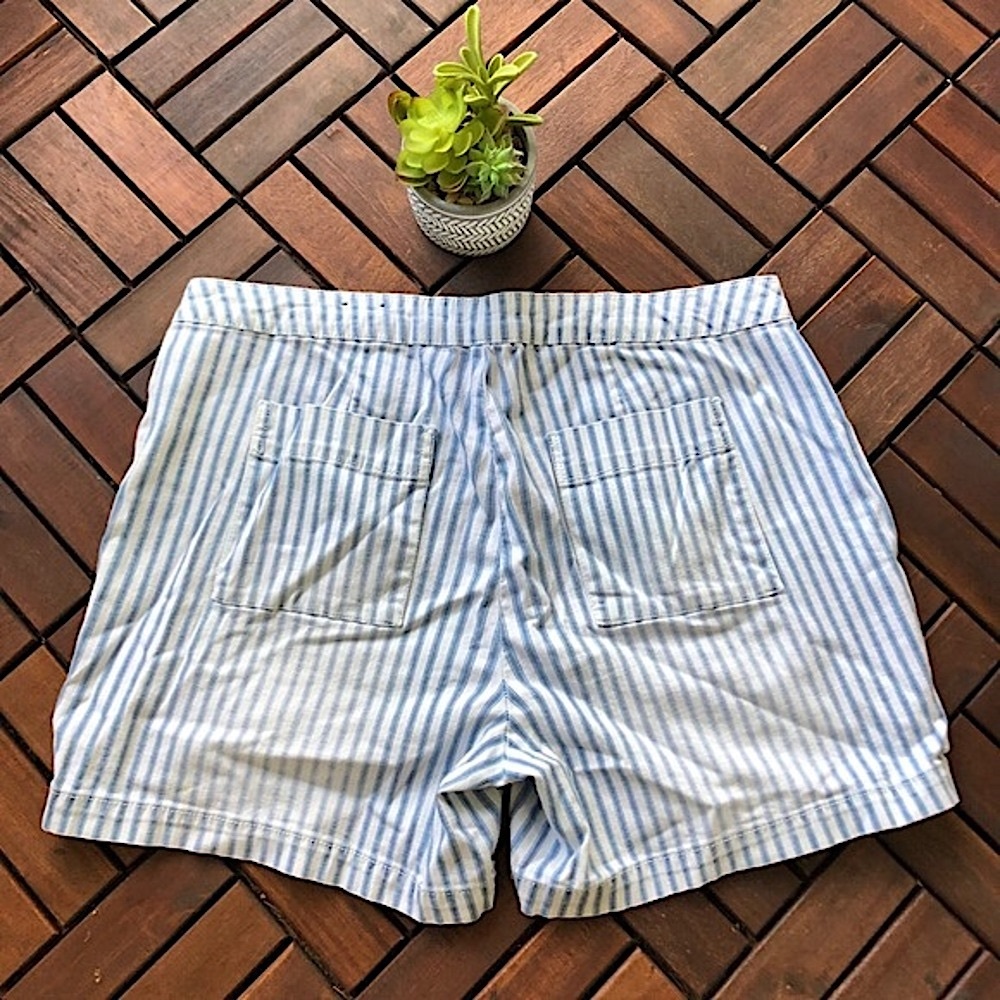Artisan NY Women’s Sailor Shorts - Size 16 - Picture 2 of 3